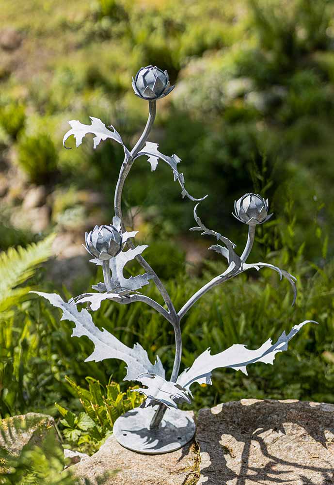 Artichoke Garden Sculpture by Simon Connett Artichoke Garden Sculpture by Simon Connett